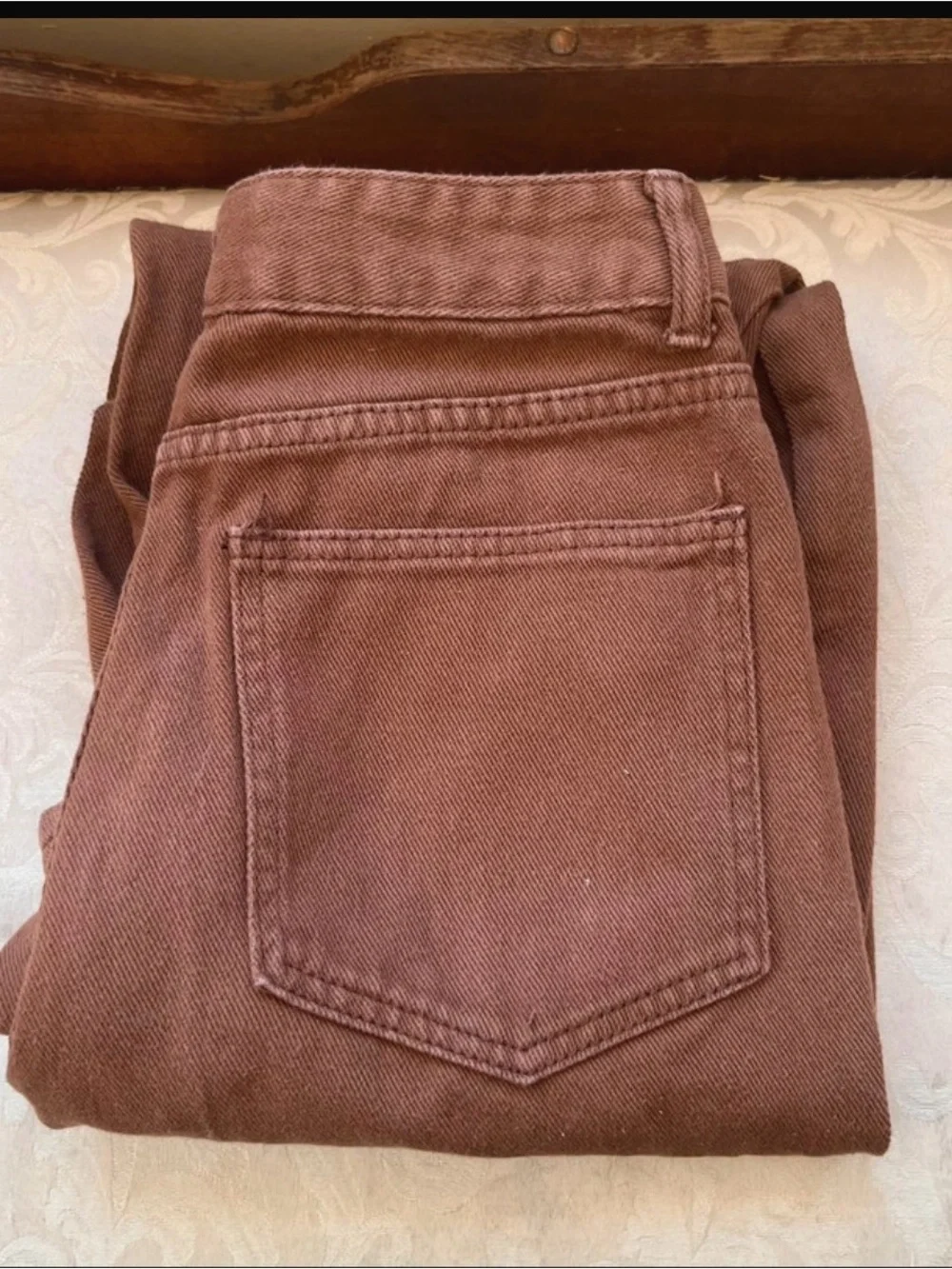 SHEIN Brown Straight-Leg Jeans with White Butterfly Accents